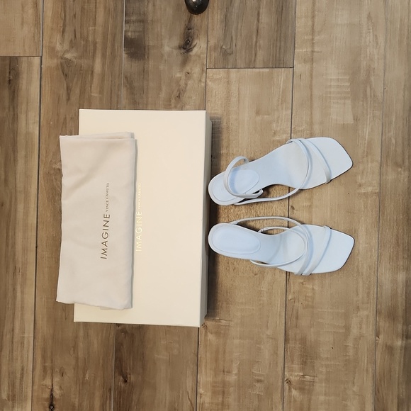 Vince Camuto Imagine periwinkle wooden block heels size 9M New in box linen - Picture 2 of 11